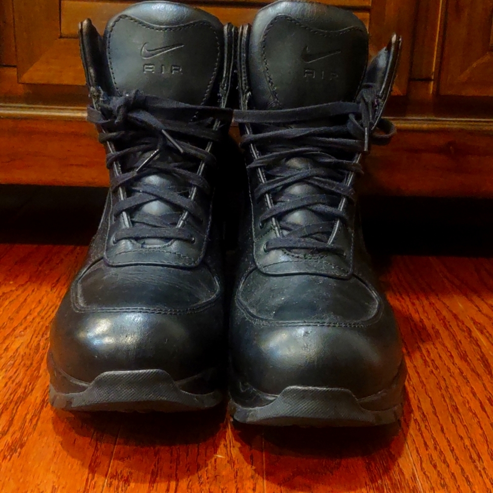 Nike Goadome Boots